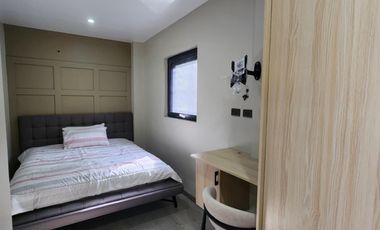 House and lot For Sale in Mendez Tagaytay Road (inside gated community)-MC