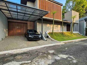 Di Jual Rumah Full Furnished Ada Swimm Pool di Bintaro Sektor 9