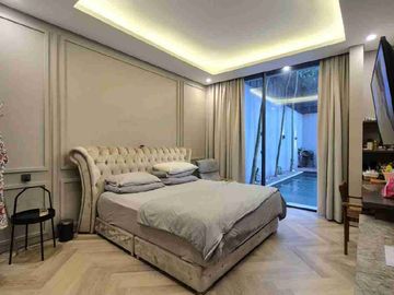 Di Jual Rumah Full Furnished Ada Swimm Pool di Bintaro Sektor 9
