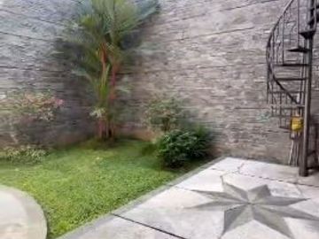 Rumah Hunian Mewah 2 LT di Mekarwangi Siap Huni & Full Cahaya Alami Bandung Ref.05692