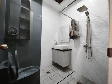 For Sale Modern 3 Storey Townhouse in San Antonio, Q.C. KSA