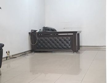 Dijual Rumah di Taman Semanan Indah, Uk.6.5x16m2, Hadap Utara, Harga : 1.9M nepis