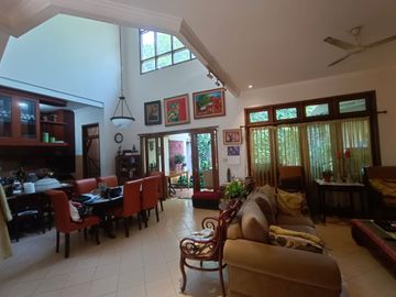 Dijual Rumah Classic Hommy di Kawasan Bintaro Jaya Tangsel GB-18594