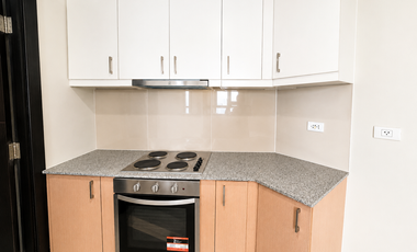 High Floor 2BR Condo for Sale in Taguig City at Uptown Parksuites