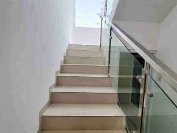 JUAL CEPAT RUMAH BRAND NEW HOEK PULOMAS JALAN LEBAR
