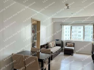 RUSH for SALE Two(2) Bedroom with Parking (PET FRIENDLY)_South of Market Residences BGC, Taguig