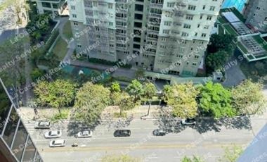 RUSH for SALE Two(2) Bedroom with Parking (PET FRIENDLY)_South of Market Residences BGC, Taguig