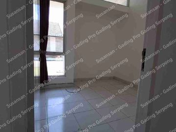 Rumah cisauk posisi hook  serpong garden