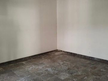 Rumah nyaman dan strategis di Komplek Beji, Depok.