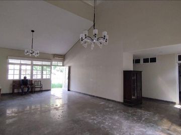 Rumah nyaman dan strategis di Komplek Beji, Depok.
