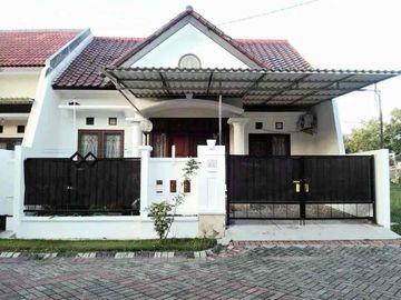 Rumah di Graha Sampurna Indah Wiyung - Surabaya
