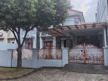 Disewakan Cepat Rumah 2 Lantai di Kemang Pratama 2 Bekasi