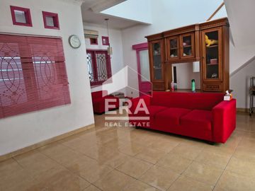 Disewakan Cepat Rumah 2 Lantai di Kemang Pratama 2 Bekasi