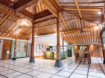 VILLA NYANYI BERABAN