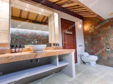 VILLA NYANYI BERABAN