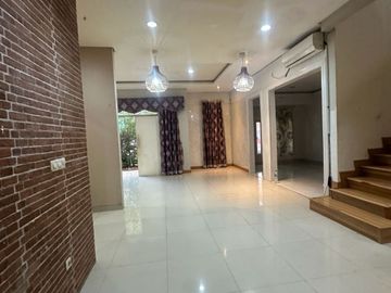 Dijual Rumah Greenlake City LB 230M2, Readyy, Best Deal