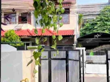 Rumah Bagus minimalis siap huni di perumahan premium di Rawamangun Jakarta Timur