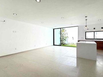 HERMOSA CASA EN PREVENTA, CON EXCELENTE UBICACIÓN, ZONA PAISAJES DEL TESORO