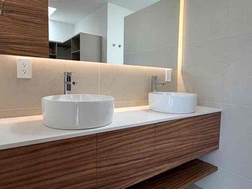 HERMOSA CASA EN PREVENTA, CON EXCELENTE UBICACIÓN, ZONA PAISAJES DEL TESORO