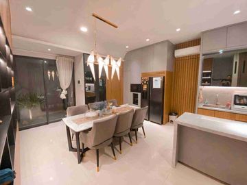 Dijual Rumah Mewah Fully Furnished di Cluster Caelus Greenwich BSD