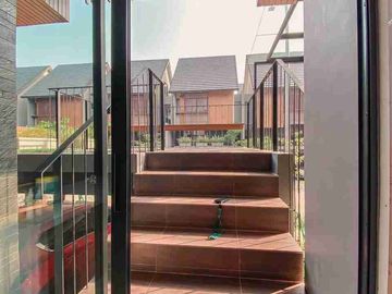 Dijual Rumah Mewah Fully Furnished di Cluster Caelus Greenwich BSD