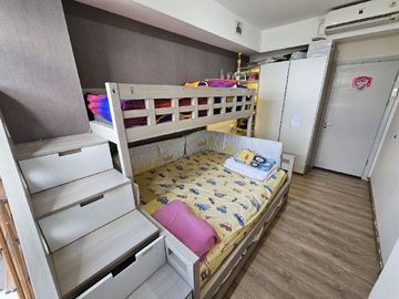 DIJUAL APARTEMEN GRAND SUNGKONO LAGOON TOWER CASPIAN LANTAI 11 FULL FURNISHED - SUITE CORNER