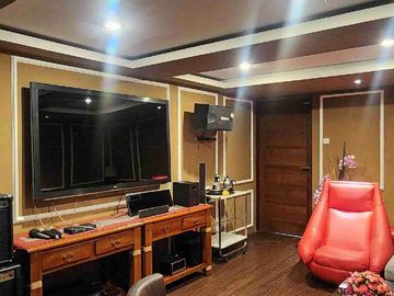 DIJUAL RUMAH MEWAH 3 LANTAI – KEMANG PRATAMA, BEKASI