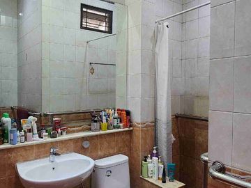 DIJUAL RUMAH MEWAH 3 LANTAI – KEMANG PRATAMA, BEKASI