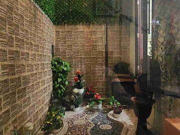 DIJUAL RUMAH MEWAH 3 LANTAI – KEMANG PRATAMA, BEKASI