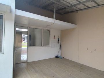 Rumah 1 Lantai Uk 8x17 di Suvarna Sutera Tangerang 1KA0002C