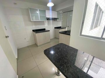 VENDO DEPARTAMENTO EN LINCE LÍMITE CON SAN ISIDRO