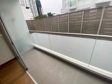 VENDO DEPARTAMENTO EN LINCE LÍMITE CON SAN ISIDRO