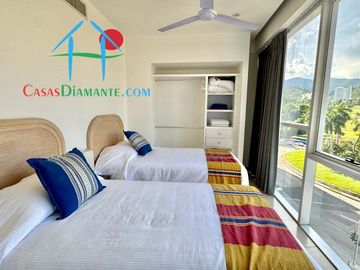 2 recámaras y terraza con vista a las áreas comunes