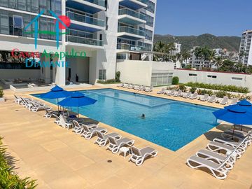 2 recámaras y terraza con vista a las áreas comunes