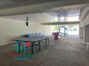 2 recámaras y terraza con vista a las áreas comunes
