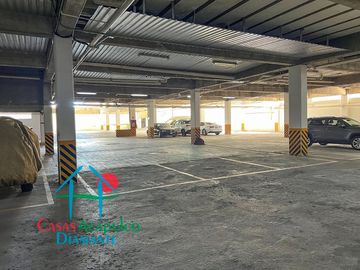2 recámaras y terraza con vista a las áreas comunes