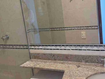 VENTA CASA EN LA CASTELLANA