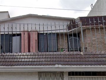 SIERRA MORENA NO.170, VALLE DON CAMILO, TOLUCA, EDO.MEX. Bonita casa en venta, EXCELENTE OPORTUNIDAD de formar un patrimonio