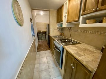 CASA EN VENTA EN LAS AZUCENAS! RECÁMARA EN PLANTA BAJA Y ROOF GARDEN, QRO.