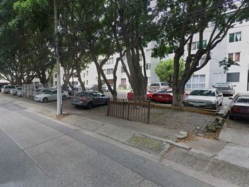 VENTA DE AMPLIO DEPTO EN AVENIDA PATRIA 2630, COL. LAGOS DE COUNTRY, ZAPOPÁN, JALISCO.