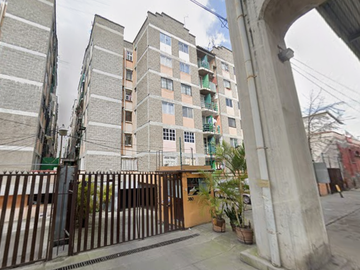 CASA EN VENTA DE RECUPERACION HIPOTECARIA EN Ciprés 380, Atlampa, Ciudad de México, CDMX, México