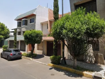 CASA EN VENTA EN PASEO DE LOS NARANJOS, PASEOS DE TAXQUEÑA