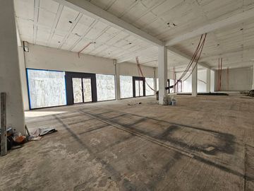 LOCAL U OFICNA EN EL CENTRO, IDEAL PARA OFICINAS, CONSULTORIO O GIMNASIOS