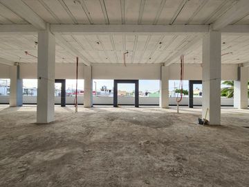 LOCAL U OFICNA EN EL CENTRO, IDEAL PARA OFICINAS, CONSULTORIO O GIMNASIOS