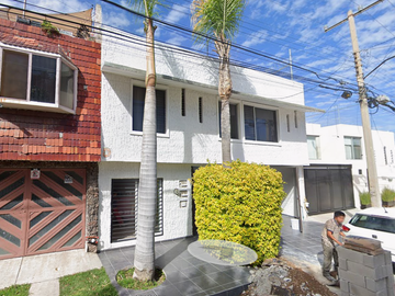 CASA EN VENTA, BALCONES DEL VALLE. SAN LUIS POTOSI EM