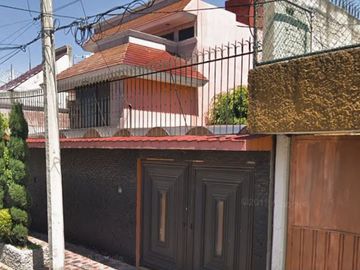 Venta de casa en Prados de Aragón Nezahualcoyotl
