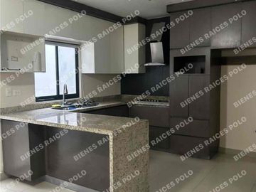 CASA EN RENTA DOMINIO  CUMBRES EN PRIVADA
