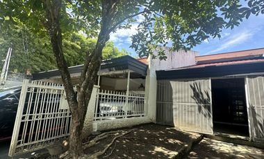 FOR SALE: Prime Residential Lot 763sqm with Existing Structure in Ayala Alabang Village, Muntinlupa City