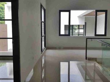 Turun Harga Rumah Baru Siap Huni Lux Lengkong Bandung