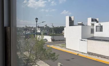 Casa en VENTA Monte Vesubio, Av. Plan de San Luis, 76118 Querétaro $1,475,000 mxn
